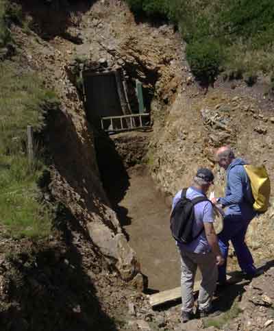 Entrée de la galerie de la mine de cuivre de Banca