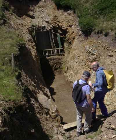 Entrée de la galerie de la mine de cuivre de Banca