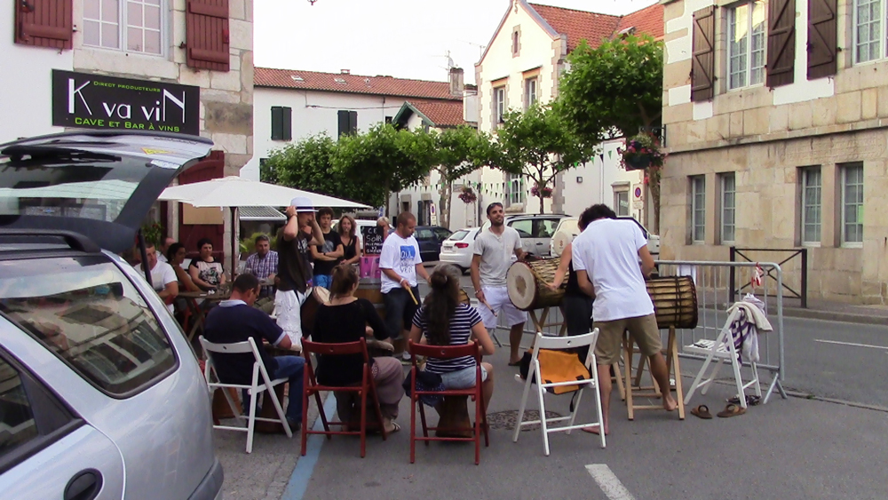 vues du clocher de l'église du bourg de Saint-Pée-sur-Nivelle