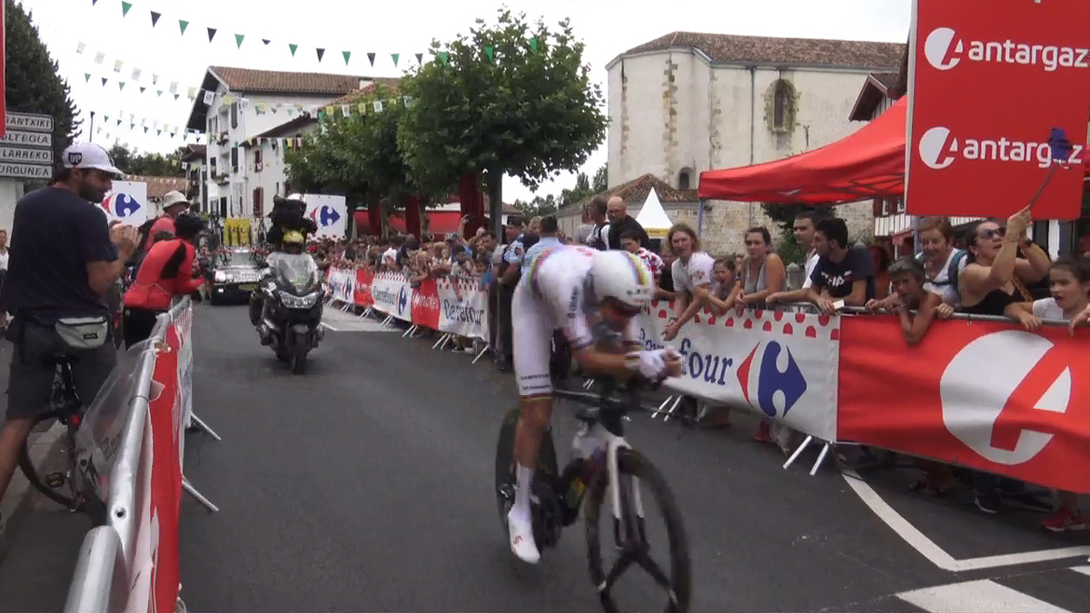 Traversée du village